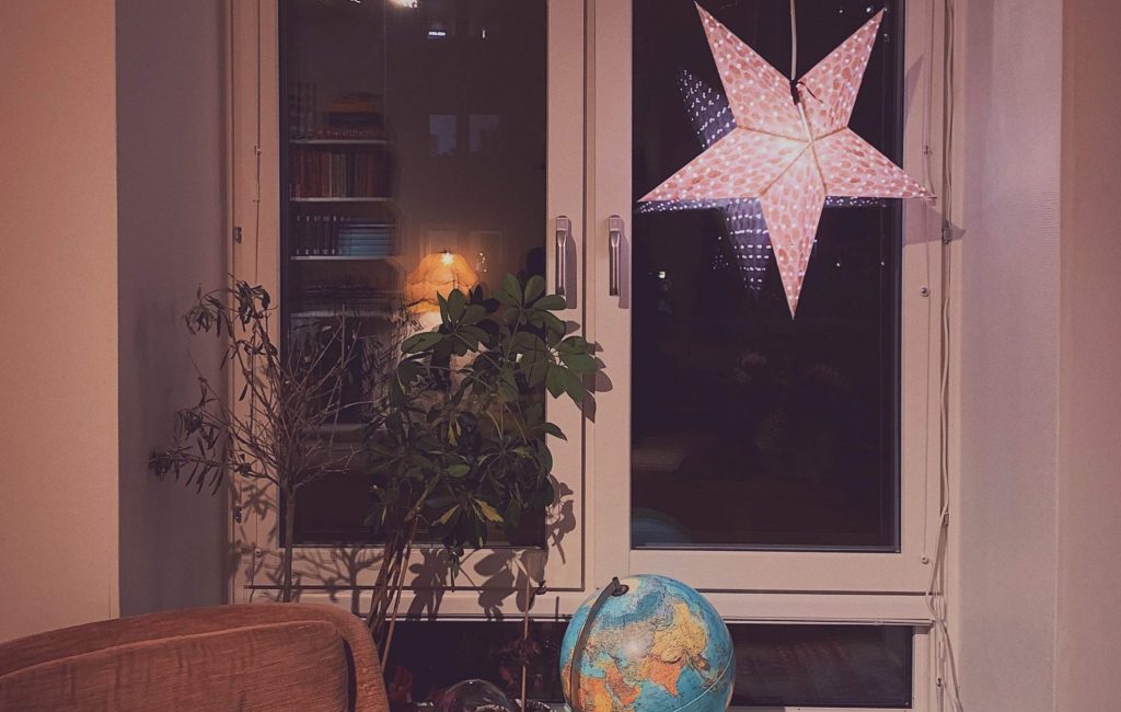 B3B7F589-30EC-4881-9A44-8F977C5A5123